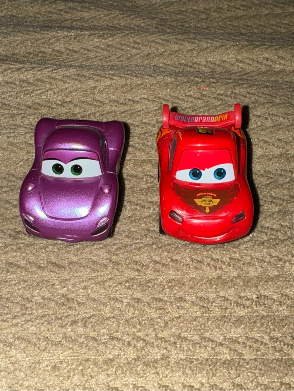 Disney Pixar Cars 2 AppMATes For IPads Lightning McQueen &  Holley Shiftwell toy